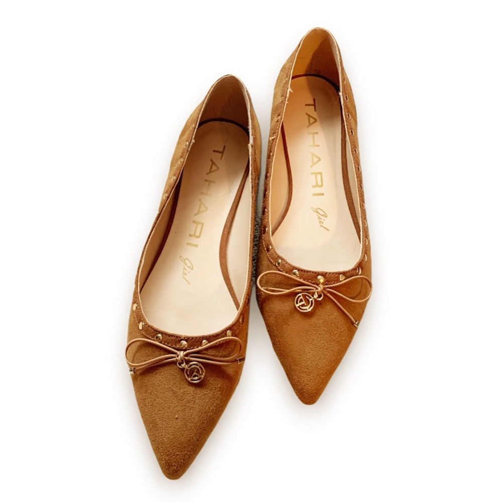 Tahari Girl Golden Brown Flats-New, 8.5